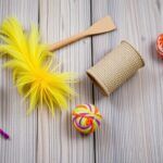 Juguetes DIY para Gatos: Diversión Asegurada Sin Gastar de Más